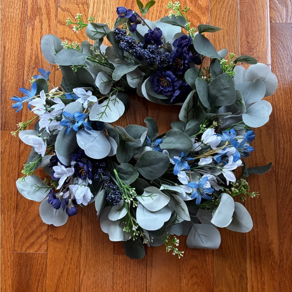 Floral round wreath 13”
